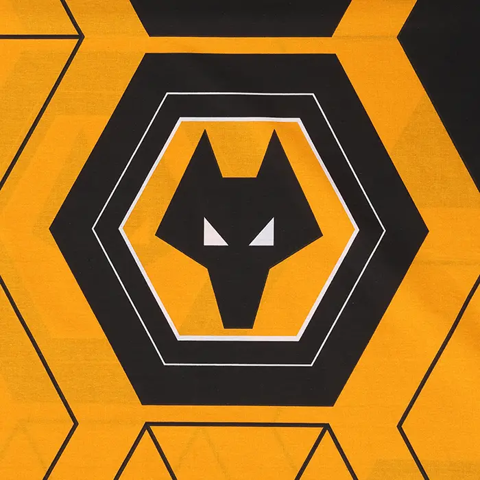 Wolverhampton Wanderers Shirt Store | Crest Rotton Rotary Double Duvet 200cm x 200cm Collection Wolverhampton Wanderers Official Gear